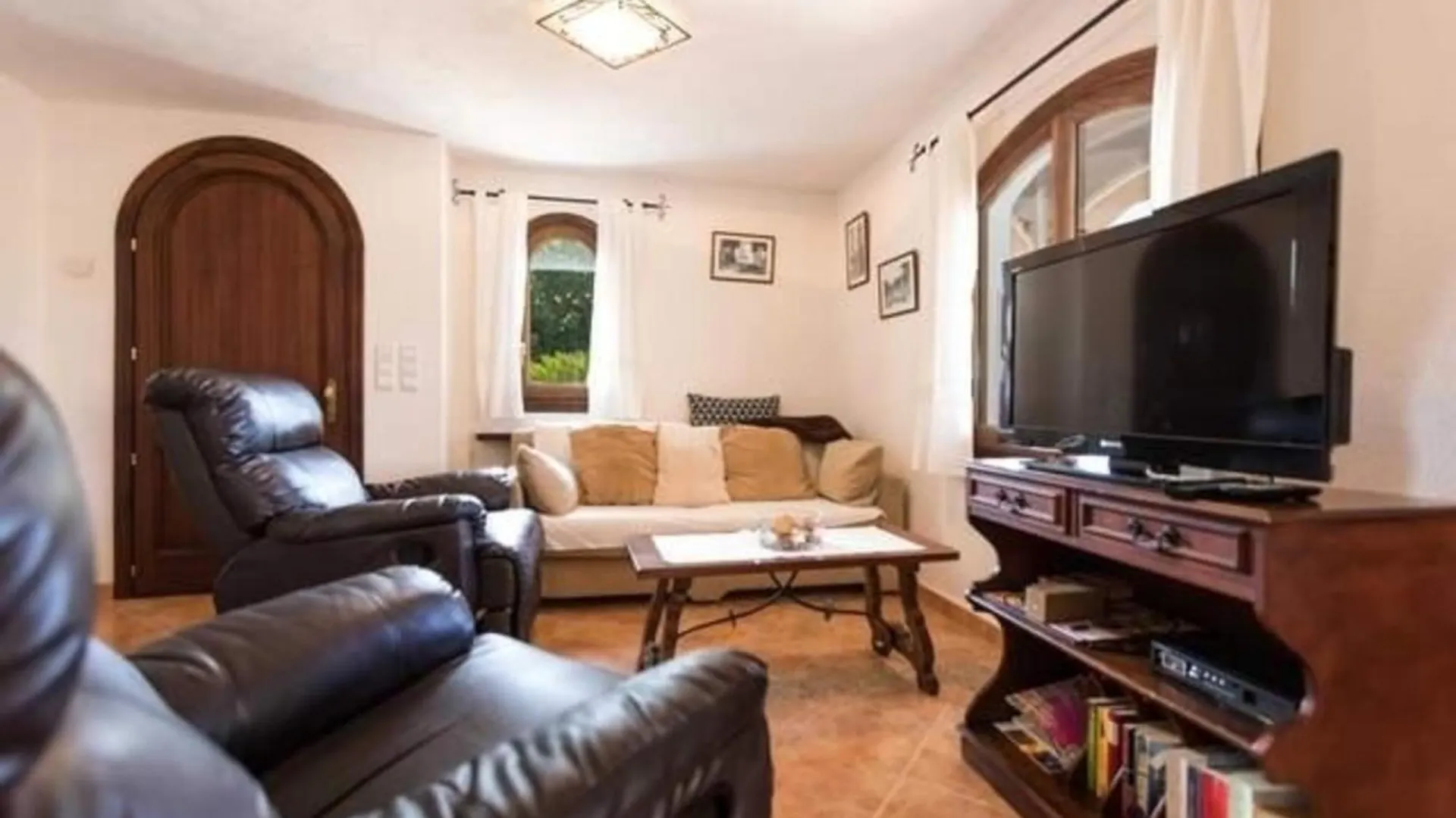 Schoenes Ferienhaus In Arta Mit Privatem Pool