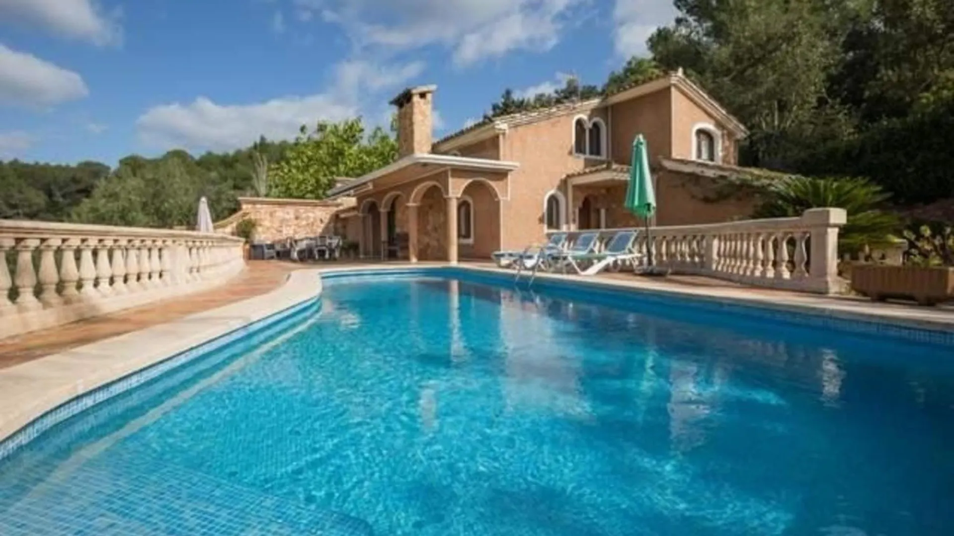 Schoenes Ferienhaus In Arta Mit Privatem Pool