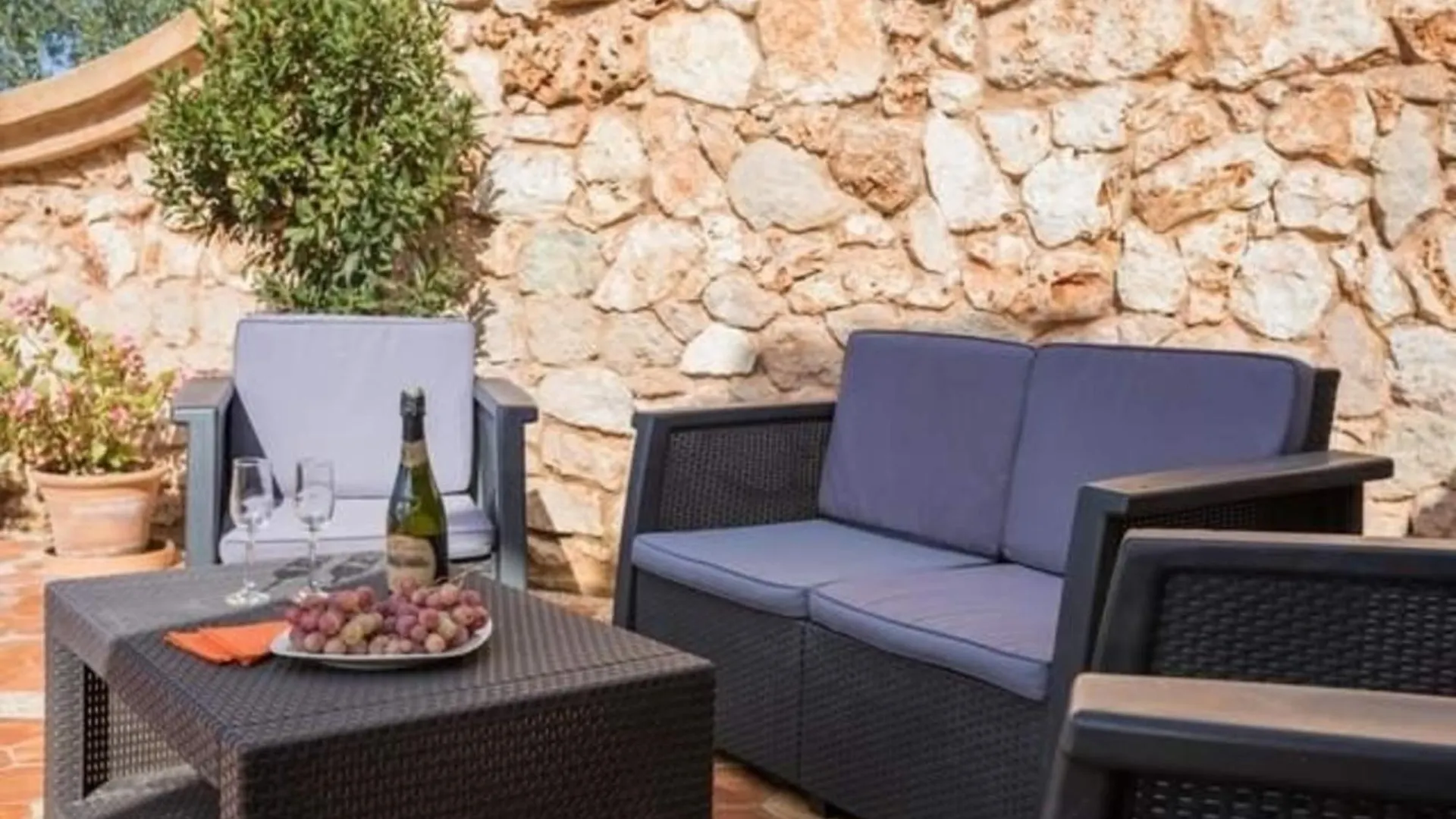 Schoenes Ferienhaus In Arta Mit Privatem Pool